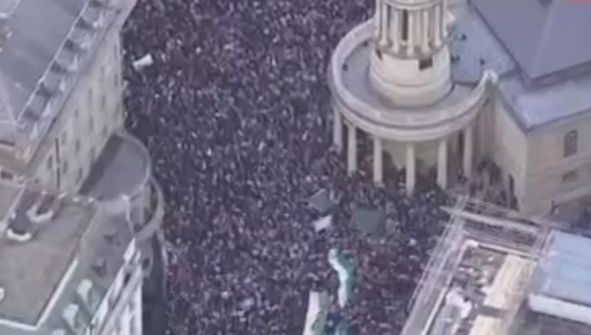 تصاویر هوایی از تجمع حمایت از مردم غزه در لندن (فیلم)