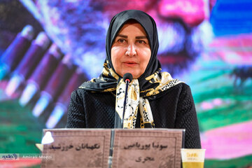 ببینید | مجری نشستهای چهلوچهارمین جشنواره فیلم فجر: جشنواره را با فیلمی ضد زن آغاز کردیم / این فیلم یک سایکودرام با محوریت انحراف جنسی است! ببینید | مجری نشستهای چهلوچهارمین جشنواره فیلم فجر: جشنواره را با فیلمی ضد زن آغاز کردیم / این فیلم یک سایکودرام با محوریت انحراف جنسی است!