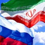 ببینید | ابراز همدردی و احترام شهروندان روسیه مقابل سفارت ایران در این کشور در پی شهادت رهبر معظم انقلاب
