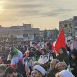 ببینید | رجزخوانی مردم تهران در پی شهادت رهبر معظم انقلاب در سومین شب تجمع در میدان خراسان