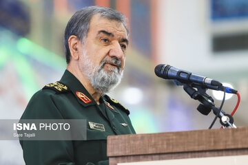 اظهارات محسن رضایی درباره جنگ زمینی با آمریکا/ از نظر شخصی موافق تمدید آتش‌بس نیستم/ از حقوقمان کوتاه نمی‌آییم و انتقام‌مان را خواهیم گرفت