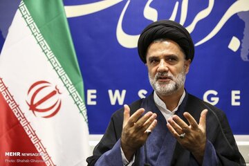 روایت نبویان از عبور کشتیها از تنگه هرمز با اخذ عوارض روایت نبویان از عبور کشتیها از تنگه هرمز با اخذ عوارض