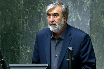 رئیس کمیسیون امنیت ملی: نیروهای مسلح ما به هرگونه بدعهدی در چارچوب تفاهم پاسخ کوبنده میدهند رئیس کمیسیون امنیت ملی: نیروهای مسلح ما به هرگونه بدعهدی در چارچوب تفاهم پاسخ کوبنده میدهند
