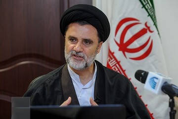 نماینده ای که حرفه اش توهم پردازی است/محمود نبویان: "روی سینه آمریکا نشسته بودیم و داشتیم کار را تمام می کردیم که مذاکره شد!" نماینده ای که حرفه اش توهم پردازی است/محمود نبویان: "روی سینه آمریکا نشسته بودیم و داشتیم کار را تمام می کردیم که مذاکره شد!"