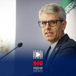 بغض اسماعیل بقایی هنگام صحبت درباره مراسم تشییع رهبر شهید