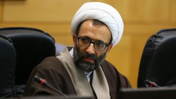 آیا نقدها باید متوقف شود؟/ نماینده مجلس: مردم نباید بیخبر بمانند اما مدیریت لازم است آیا نقدها باید متوقف شود؟/ نماینده مجلس: مردم نباید بیخبر بمانند اما مدیریت لازم است
