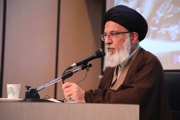 دفاع میرباقری از توافق احتمالی + عکس دفاع میرباقری از توافق احتمالی + عکس