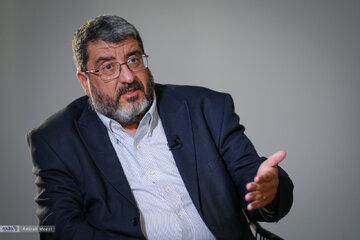 فواد ایزدی: با این توافق حتی یک تحریم هم لغو نخواهد شد/ وقتی ترامپ با باز شدن تنگه هرمز مشکلاتش حل شد مجددا بهانهای برای حمله به ایران پیدا خواهد کرد فواد ایزدی: با این توافق حتی یک تحریم هم لغو نخواهد شد/ وقتی ترامپ با باز شدن تنگه هرمز مشکلاتش حل شد مجددا بهانهای برای حمله به ایران پیدا خواهد کرد