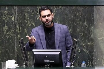 کپی پیست ادعای نبویان در صفحه امیرحسین ثابتی