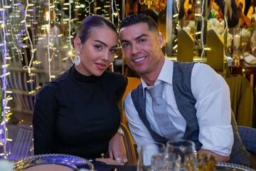 عکس | واکنش جورجینا به درخشش رونالدو مقابل ازبکستان