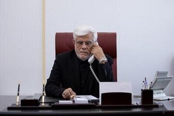 کنایه تند عارف به مخالفان توافق؛ قادر به حل اختلافات دو برادر نیستند اما برای روابط ایران و غرب راه حل میدهند کنایه تند عارف به مخالفان توافق؛ قادر به حل اختلافات دو برادر نیستند اما برای روابط ایران و غرب راه حل میدهند