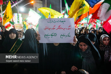 شما نظر بدهید / برای اقناع یا مهار تندروهای مخالف توافق چه راهکاری پیشنهاد می کنید؟ شما نظر بدهید / برای اقناع یا مهار تندروهای مخالف توافق چه راهکاری پیشنهاد می کنید؟