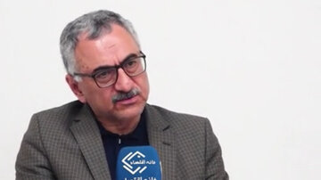سعید لیلاز: نفاهم ایران و امریکا بی نقص است و به سود ایران/ خروج اورانیوم از ایران به توازن کمک می کند/حتی ترکمانچای تسلیم نامه نبود سعید لیلاز: نفاهم ایران و امریکا بی نقص است و به سود ایران/ خروج اورانیوم از ایران به توازن کمک می کند/حتی ترکمانچای تسلیم نامه نبود