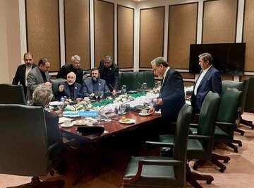 محور تخریب مذاکرات در ایران چه کسانی هستند؟ / بررسی عملکرد سه جریان داخلی «وحدت شکن» در تضعیف دیپلماسی رسمی نظام محور تخریب مذاکرات در ایران چه کسانی هستند؟ / بررسی عملکرد سه جریان داخلی «وحدت شکن» در تضعیف دیپلماسی رسمی نظام