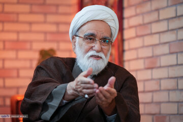 ببینید | حجتالاسلام عبدالحسین معزی: در دیدگاه امام(ره) الگوی اسلامی ایرانیِ پیشرفت را در پرتو فقاهت میتوان دید ببینید | حجتالاسلام عبدالحسین معزی: در دیدگاه امام(ره) الگوی اسلامی ایرانیِ پیشرفت را در پرتو فقاهت میتوان دید