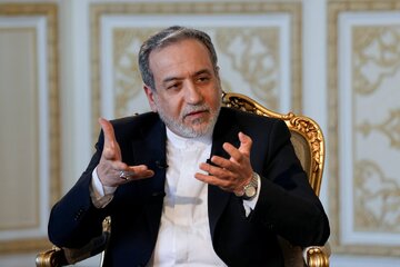 عراقچی: امضای تفاهم‌نامه پایان جنگ ممکن است در یکی دو روز یا چند روز آینده اتفاق بیافتد / مدیریت عبور و مرور در تنگه هرمز دیگر مانند گذشته نخواهد بود