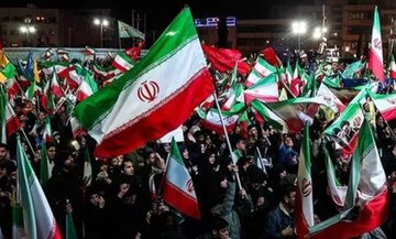 عکسی از پلاکارد یک شهروند پس از پیام اخیر رهبر انقلاب/ سمعاً و طاعتاً… عکسی از پلاکارد یک شهروند پس از پیام اخیر رهبر انقلاب/ سمعاً و طاعتاً…