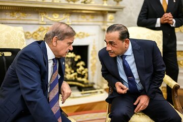 هیئت بلندپایه پاکستان فردا به سوئیس سفر میکند / شهباز شریف و عاصم منیر میانجی مذاکرات ایران و آمریکا هیئت بلندپایه پاکستان فردا به سوئیس سفر میکند / شهباز شریف و عاصم منیر میانجی مذاکرات ایران و آمریکا