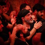 ببینید | میانداری مهران غفوریان در مراسم عزاداری امام حسین(ع) در بازار