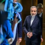 آغاز به کار کانال «انتخاب» در پیام‌رسان «بله» و «روبیکا» 
ببینید / ویدئویی از تماشای بازی ایران و بلژیک در محل مذاکرات با آمریکا با حضور عراقچی