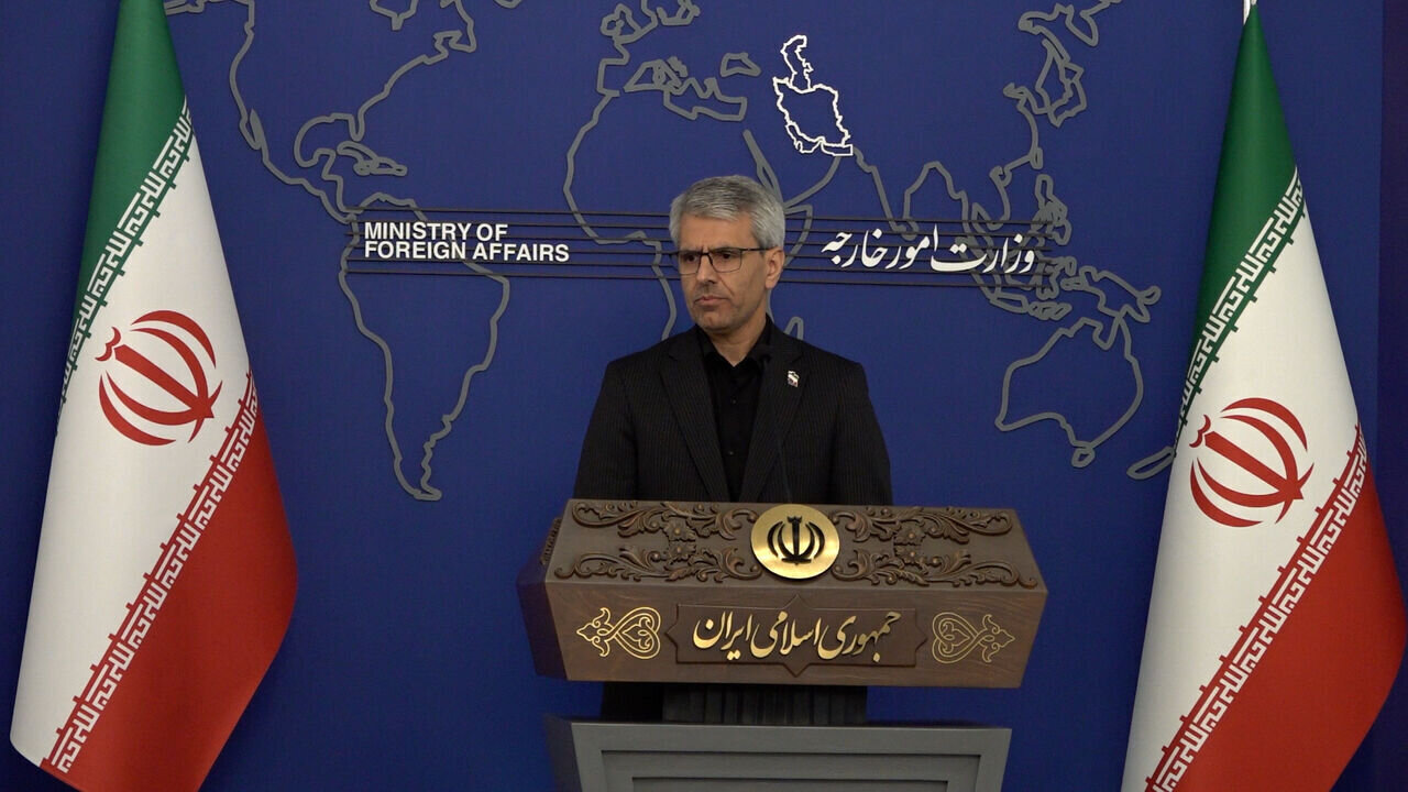 ببینید | مذاکرات تازه ایران با آمریکا در جریان است؟ / سخنگوی وزارت امور خارجه پاسخ داد