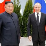 ببینید/ پیدا شدن میکروفون جاسوسی در شمشیر اهدایی رهبر کره شمالی به پوتین