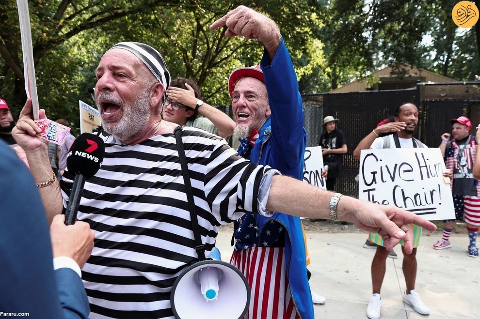 (تصاویر) تجمع موافقان و مخالفان ترامپ پشت در زندان