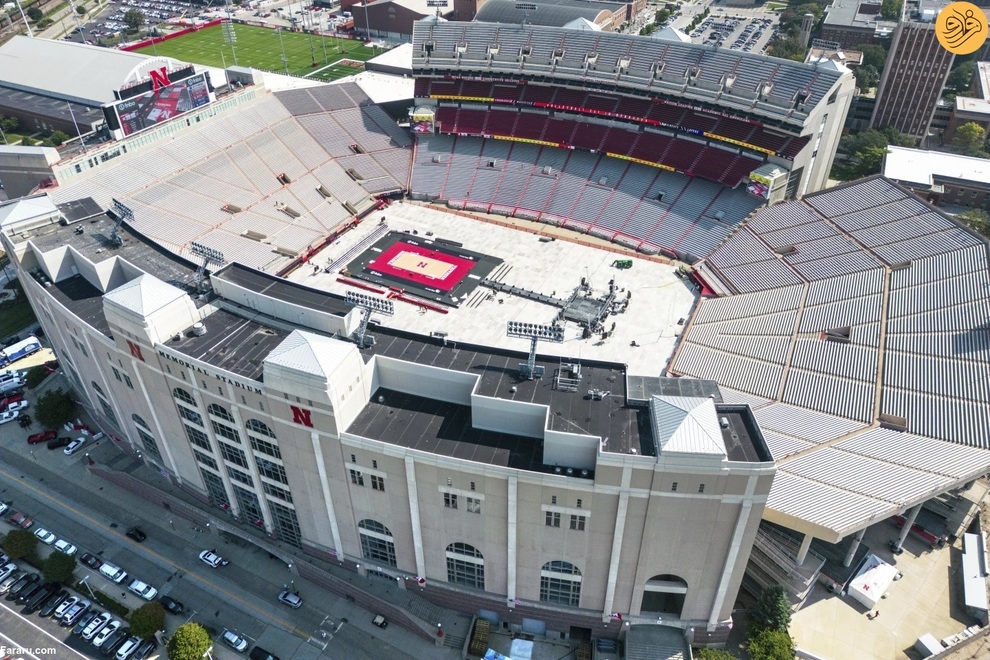 (تصاویر) ۹۲۰۰۳ هوادار والیبال در نبراسکا؛ رکورد حضور تماشاگر در ورزش زنان شکست