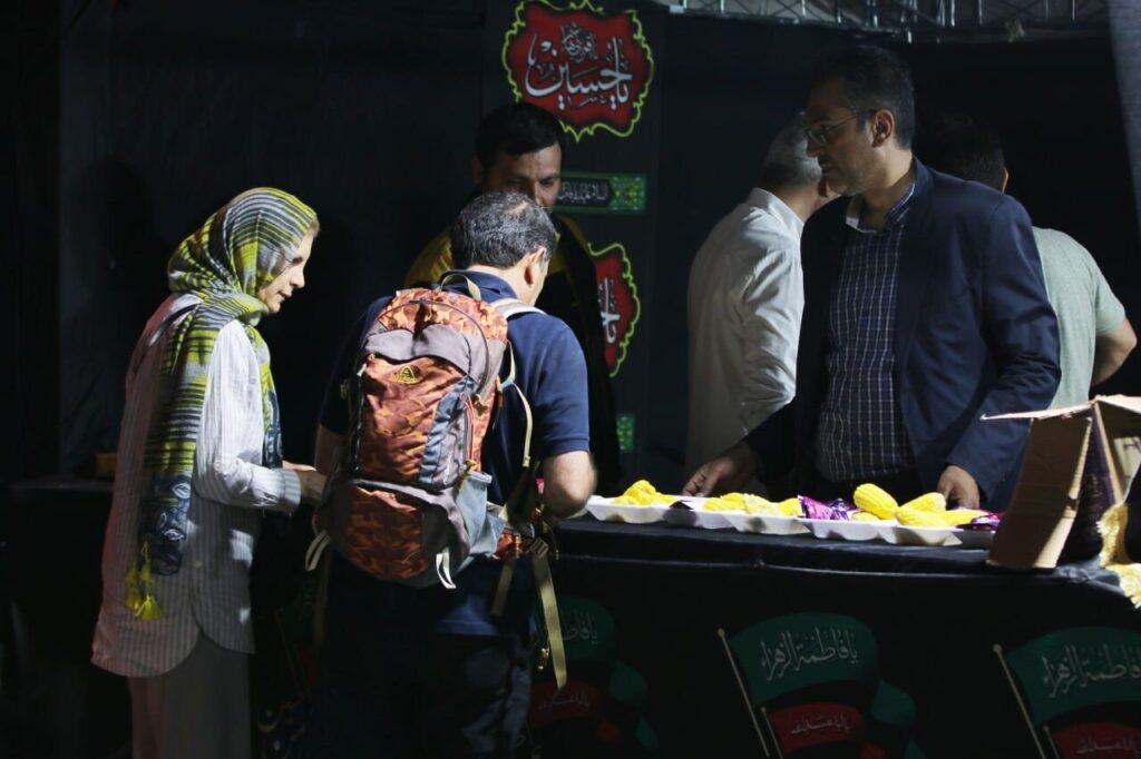 مسجد جامع گواور میزبان زائران برگشتی از اربعین حسینی مسجد جامع گواور میزبان زائران برگشتی از اربعین حسینی