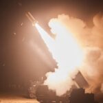 ببینید | اولین اتصاویر از شلیک موشک جدید بالستیک اوکراین در عملیات شبانه علیه روسیه