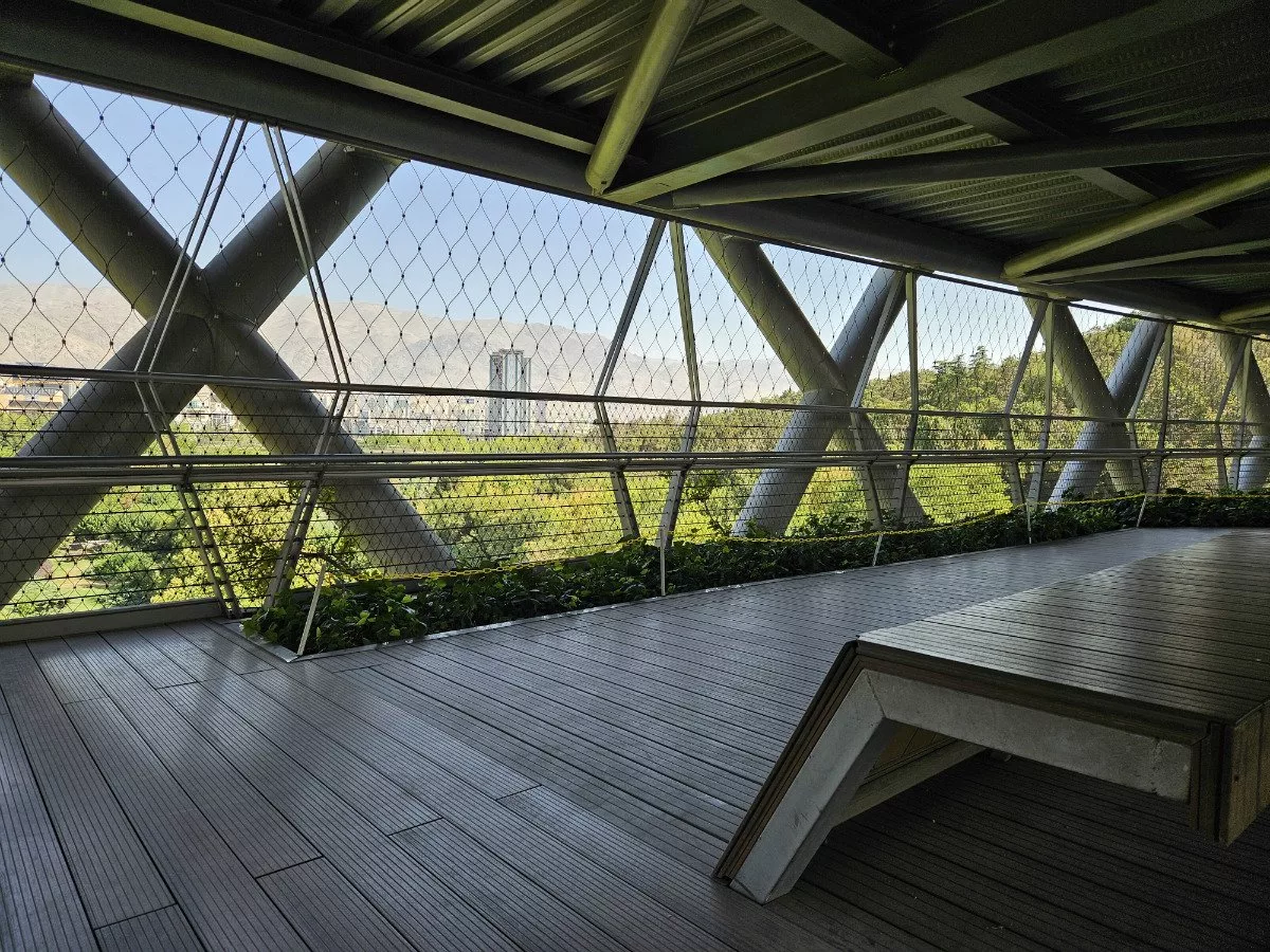 بررسی سامسونگ گلکسی زد فولد ۵؛ پر از امکانات، خالی از کاربرد