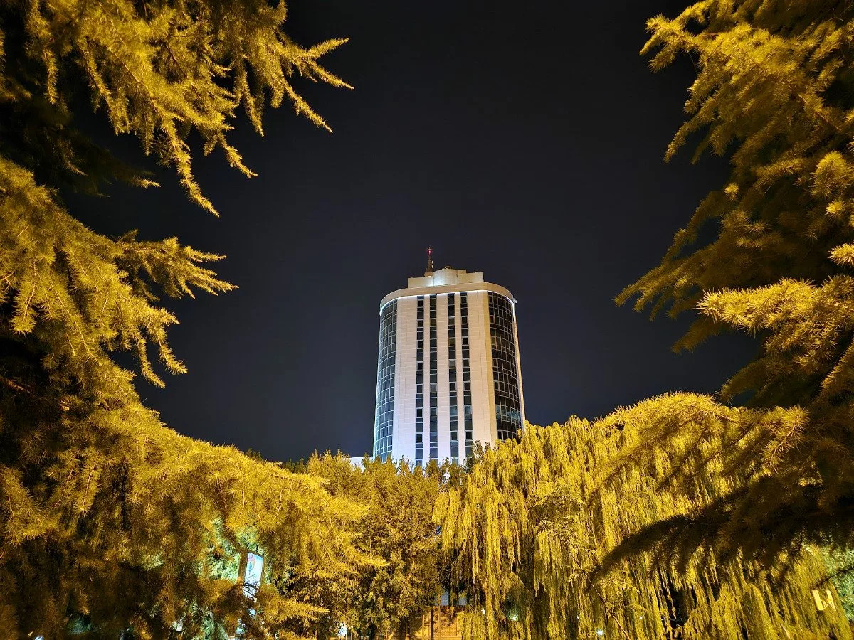 بررسی سامسونگ گلکسی زد فولد ۵؛ پر از امکانات، خالی از کاربرد