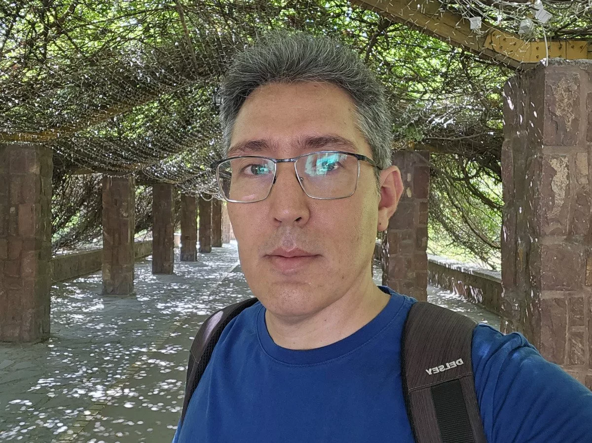 بررسی سامسونگ گلکسی زد فولد ۵؛ پر از امکانات، خالی از کاربرد