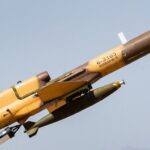 ببینید | لحظه شلیک موفقیت آمیز موشک‌ هوا به‌ هوای مجید از پهپاد کرار