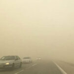 ببینید | تصاویر ترسناک از طوفان شن در مسیر جاده زاهدان