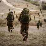 ببینید | لحظۀ اسیرکردنِ نظامیان صهیونیست در پایگاه اریز