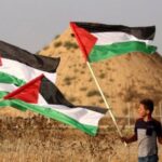 ببینید | استقبال مردم مشهد به ثبت‌نام اولیه برای اعزام به غزه