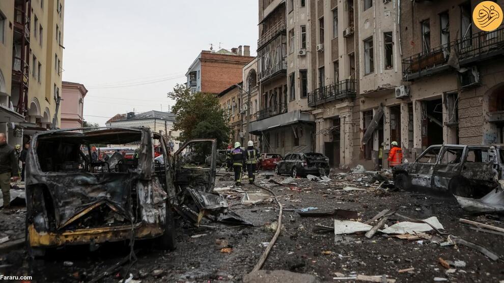 (تصاویر) حمله مرگبار روسیه به یک مراسم ترحیم در اوکراین؛ ۱۰ درصد جمعیت روستا کشته شدند