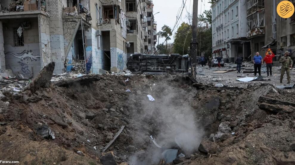 (تصاویر) حمله مرگبار روسیه به یک مراسم ترحیم در اوکراین؛ ۱۰ درصد جمعیت روستا کشته شدند