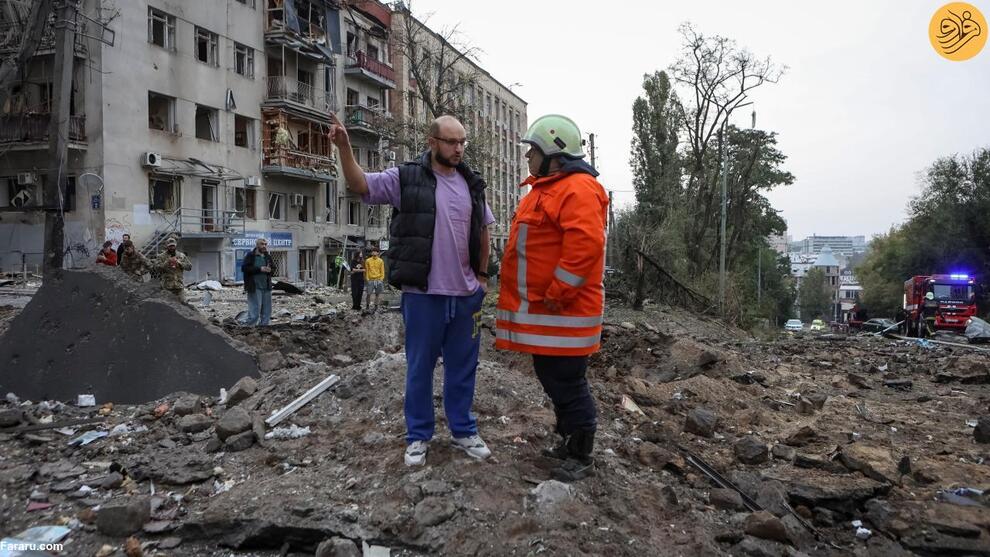 (تصاویر) حمله مرگبار روسیه به یک مراسم ترحیم در اوکراین؛ ۱۰ درصد جمعیت روستا کشته شدند