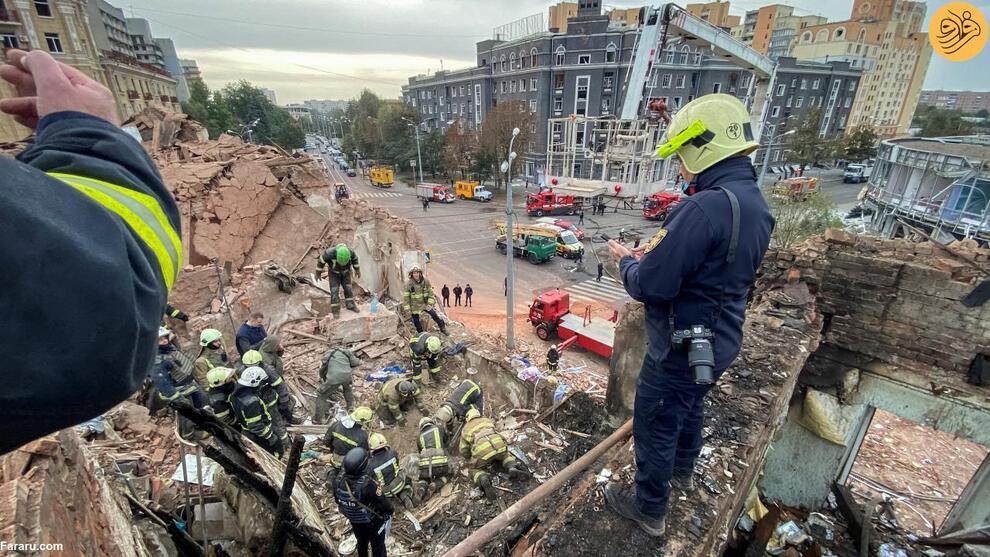 (تصاویر) حمله مرگبار روسیه به یک مراسم ترحیم در اوکراین؛ ۱۰ درصد جمعیت روستا کشته شدند