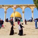 یورش نظامیان صهیونیست به معتکفین در مسجدالاقصی