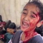 ببینید / صحنه‌ای دلخراش از حمله اسرائیل به بیمارستان شفای غزه