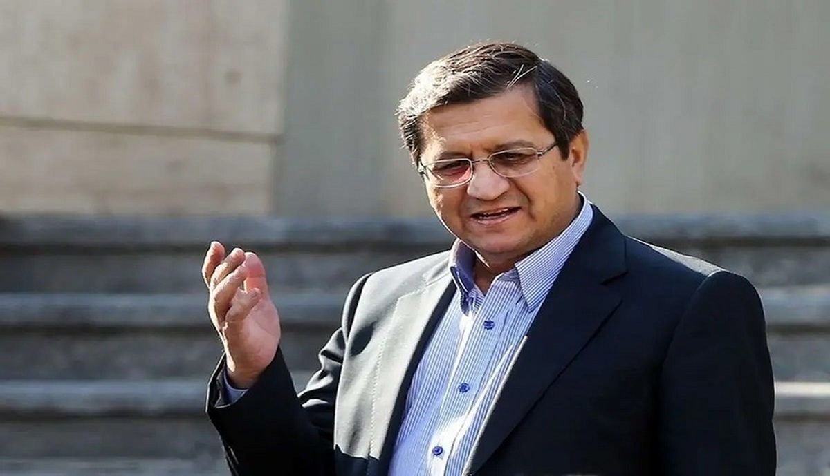 سخنان عجیب احمدی‌نژاد درباره‌ی علم اقتصاد/ همتی: طرفدارانش هنوز این‌ها را تکرار می‌کنند (فیلم)