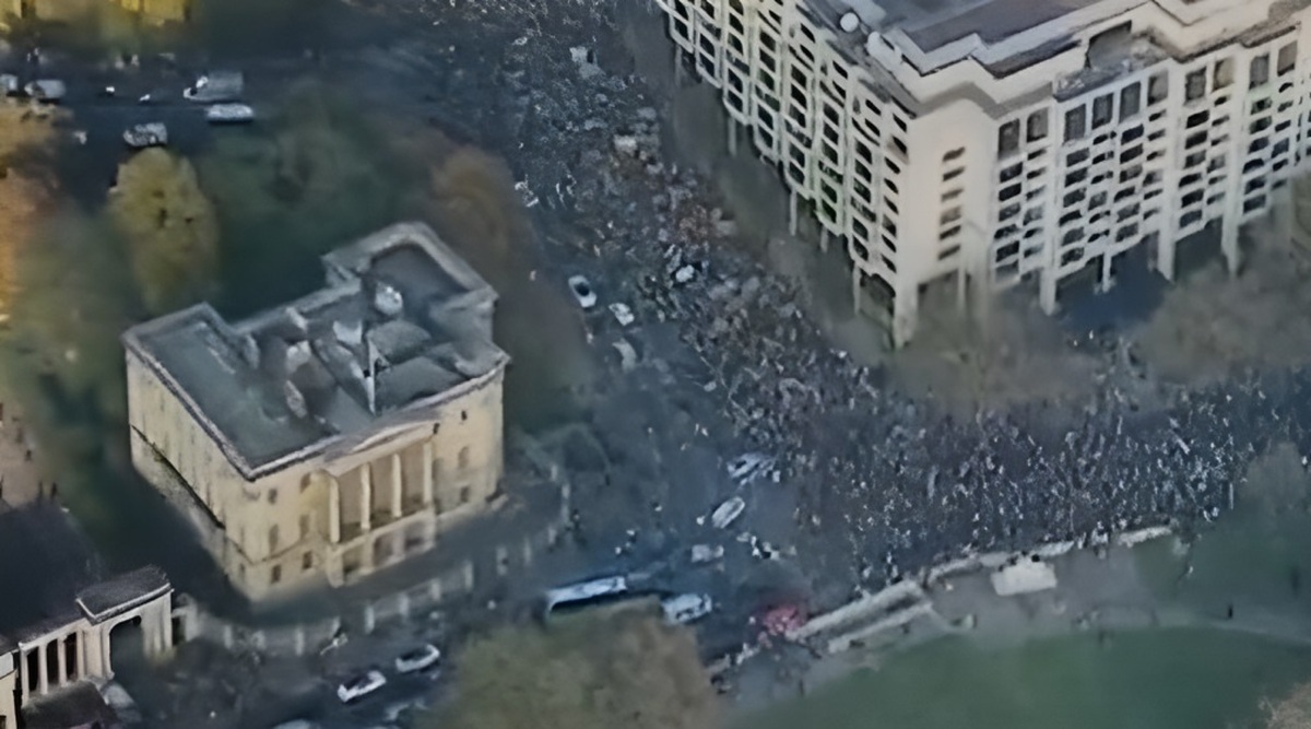 راهپیمایی صدها هزار نفری حامیان فلسطین در لندن (فیلم)