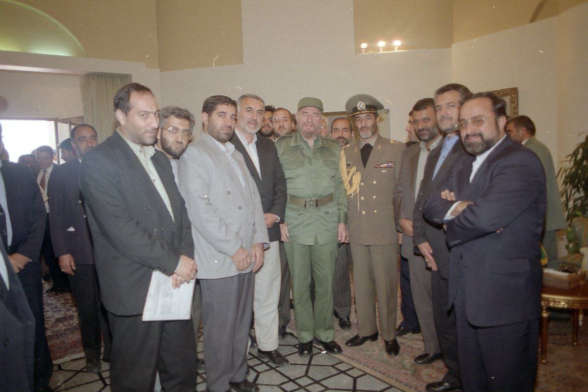 عکس | استایل خاص سعید جلیلی در کنار فیدل کاسترو در ۲۲ سال پیش عکس | استایل خاص سعید جلیلی در کنار فیدل کاسترو در ۲۲ سال پیش