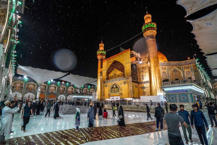 تصاویری از حرم امام علی(ع) هنگام بارش باران