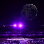 ببینید |  نشان دادن سیاره کیوان در یک نمایش هواپیماهای بدون سرنشین توسط چینی‌ها