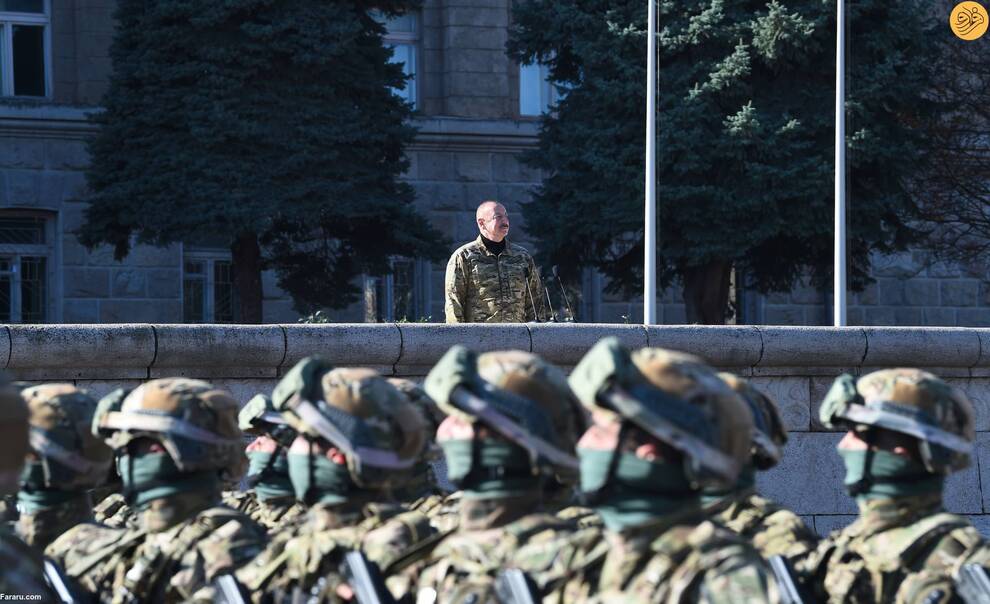 (تصاویر) رژه پیروزی جنگ قره باغ با حضور الهام علی‌اف و همسرش