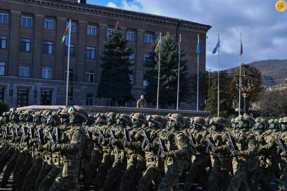 (تصاویر) رژه پیروزی جنگ قره باغ با حضور الهام علی‌اف و همسرش